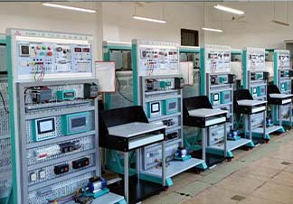 启东中等专业学校